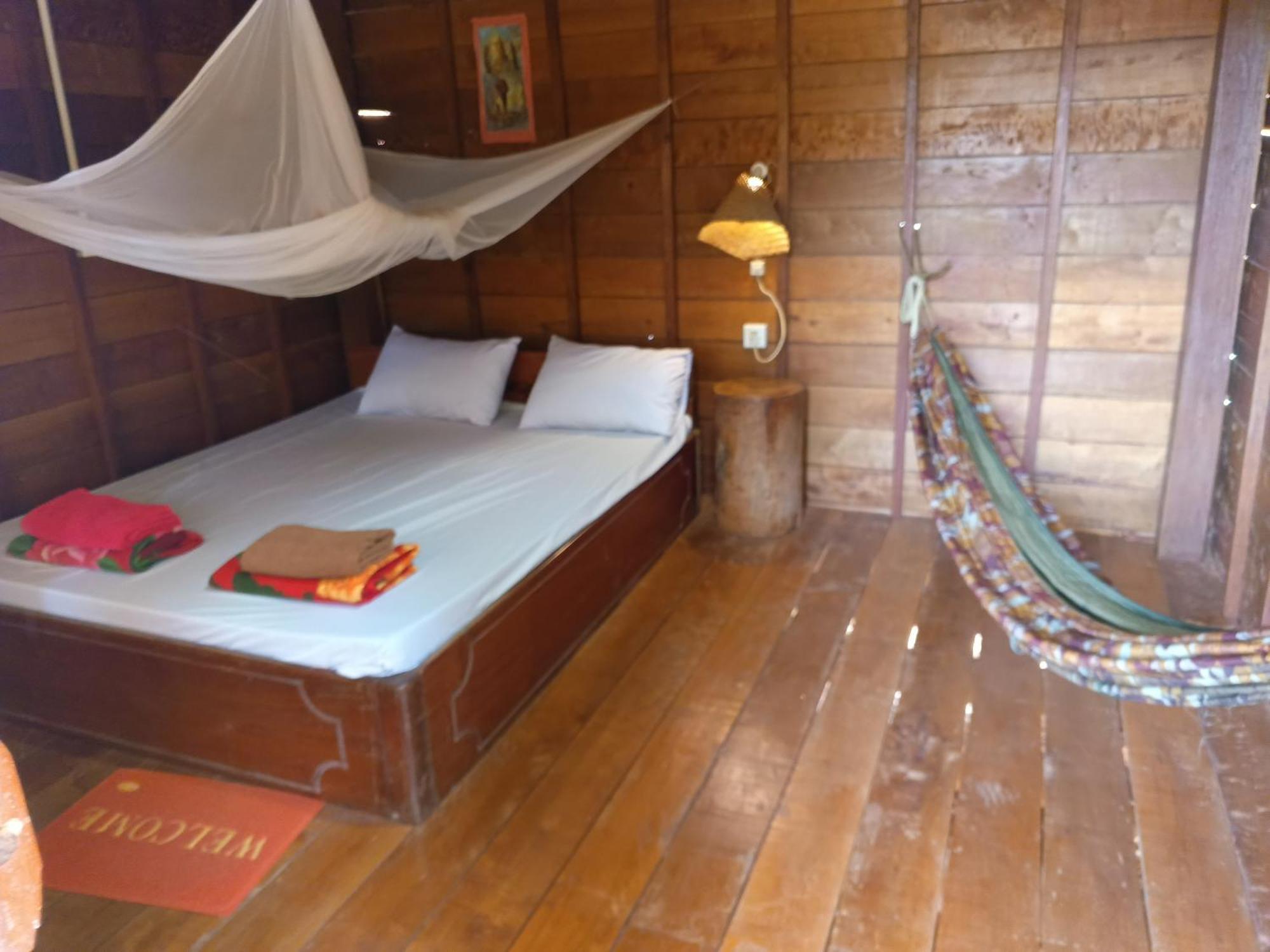 Apartamento Familyhouse & Trekking Banlung Exterior foto