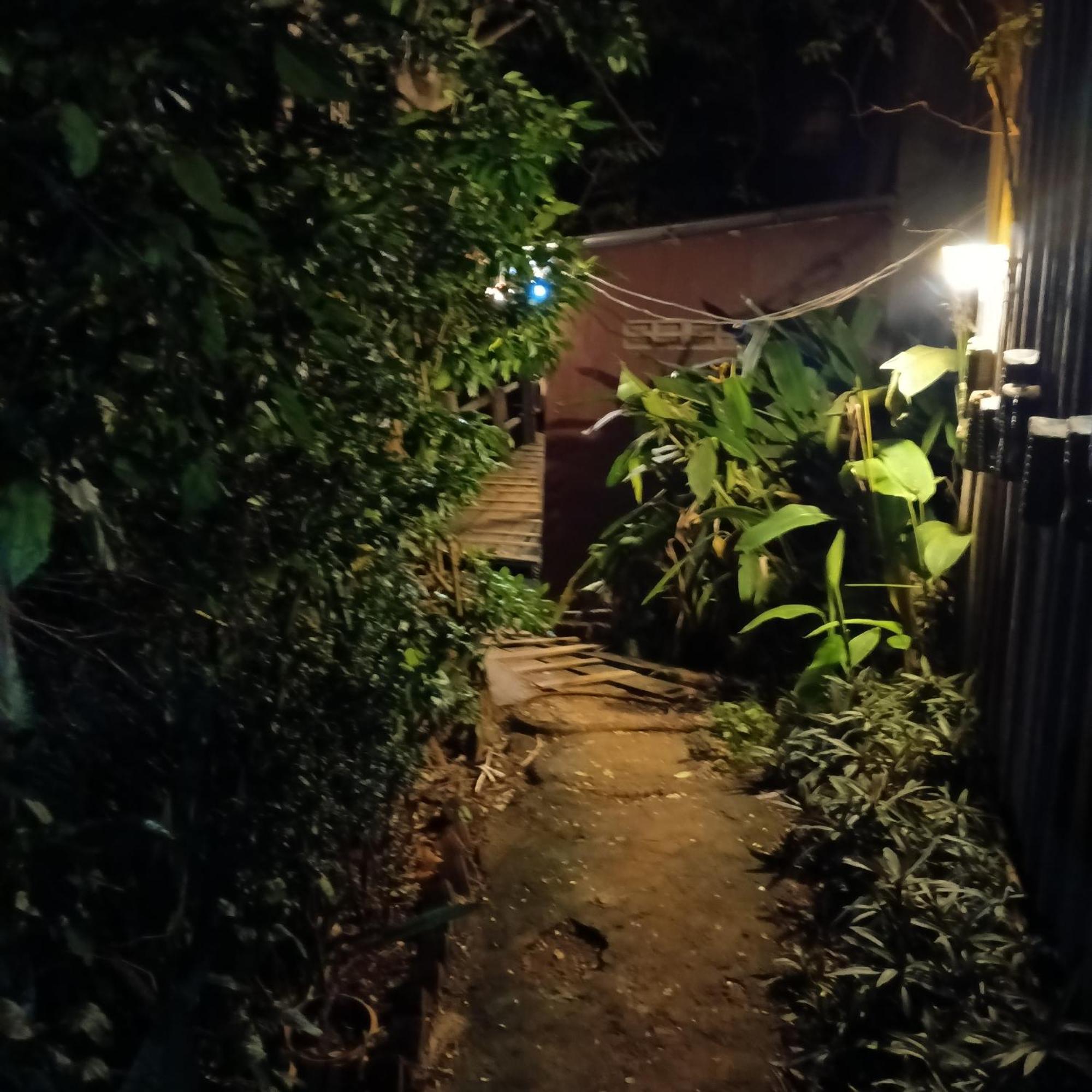 Apartamento Familyhouse & Trekking Banlung Habitación foto
