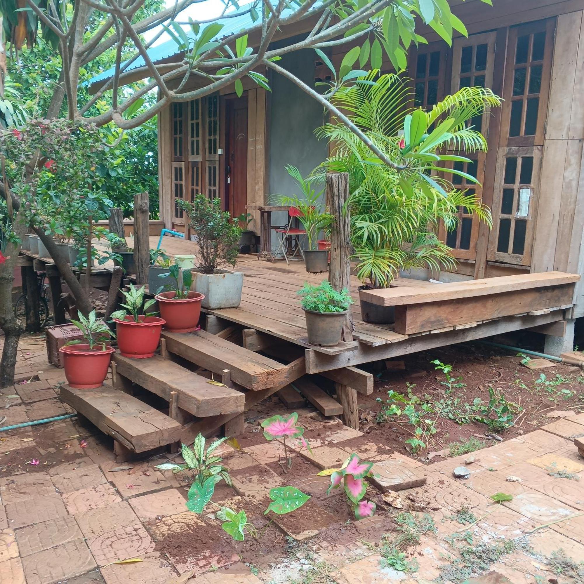 Apartamento Familyhouse & Trekking Banlung Exterior foto