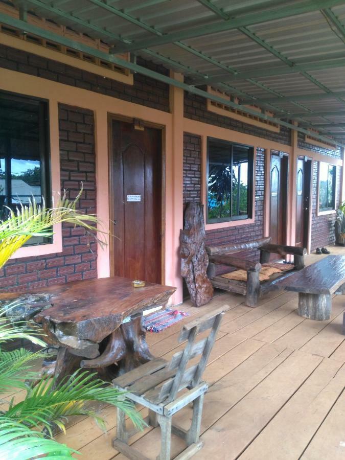 Apartamento Familyhouse & Trekking Banlung Exterior foto